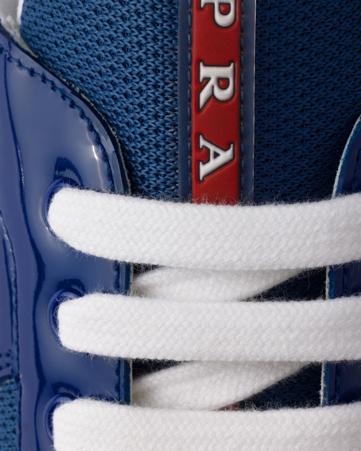 Prada America’s Cup en cuir verni et tissu